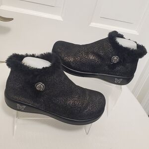 Alegria Meri Black Florette Leather Upper Ankle Booties Size 39=9 US, faux fur